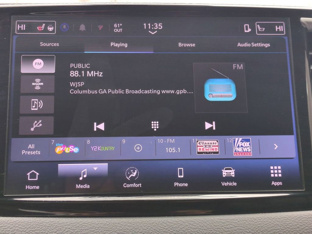 Used 2025 Chrysler Pacifica Select image 18