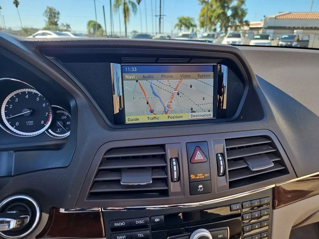 Used 2011 Mercedes-Benz E 350 Cabriolet image 21