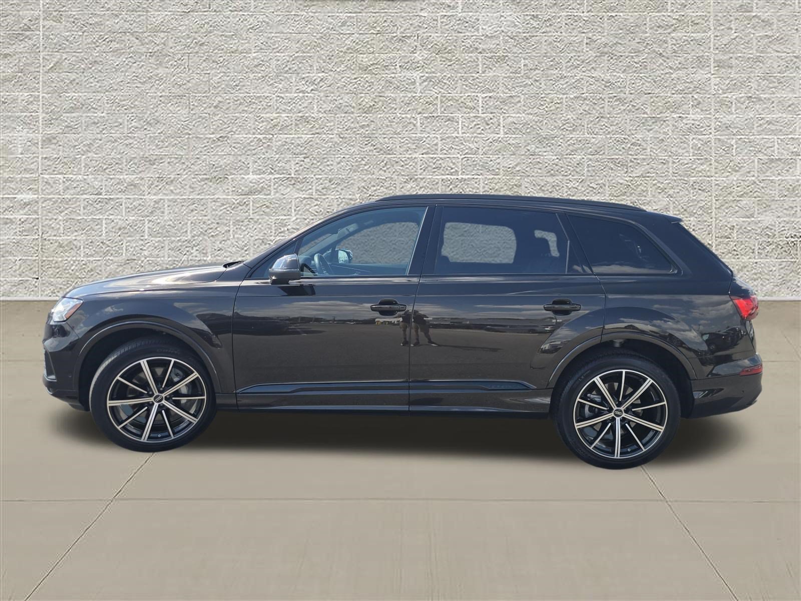 Certified 2023 Audi Q7 3.0T Premium Plus w/ Premium Plus Package AWD/4WD image 4