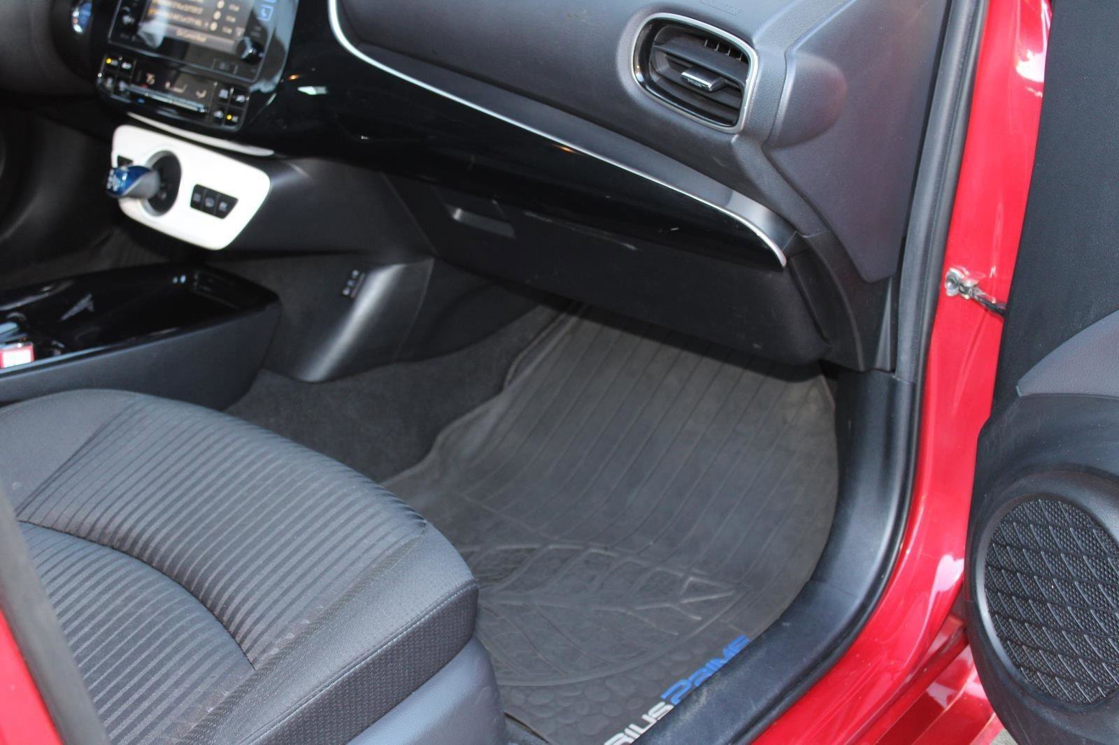 Used 2018 Toyota Prius Prime Plus image 35