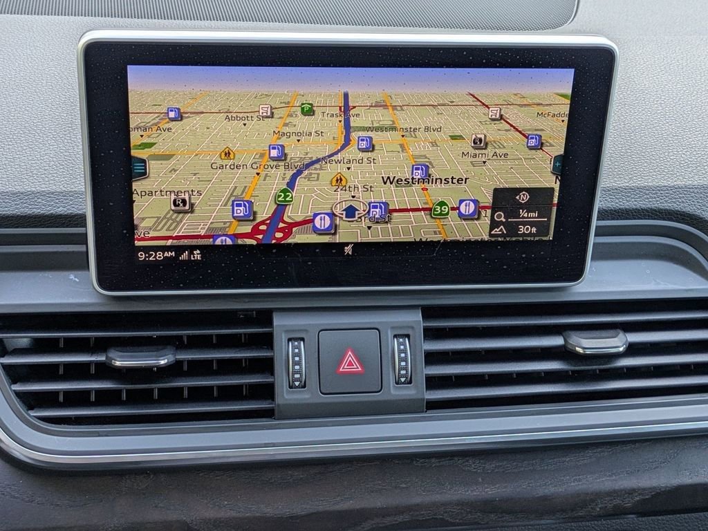 Used 2018 Audi Q5 Prestige w/ Prestige Package image 16