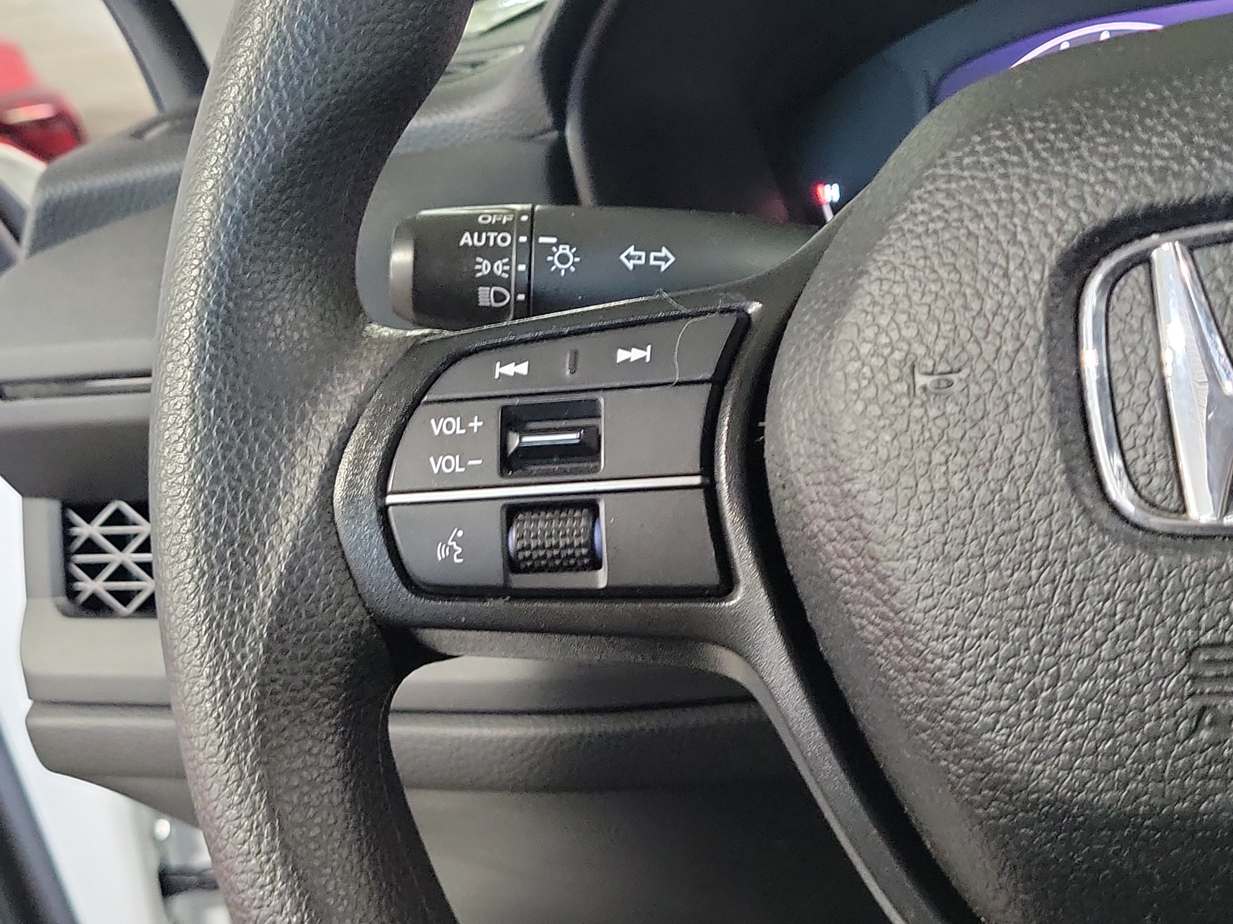Used 2023 Honda Accord EX image 23