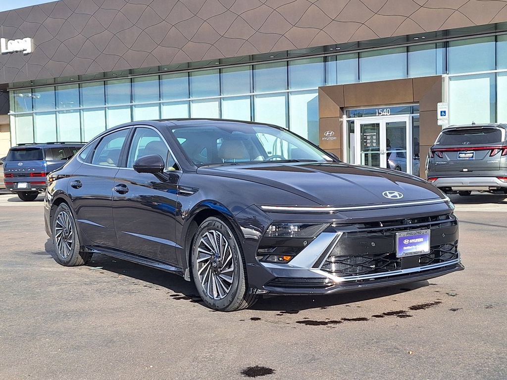 Used 2024 Hyundai Sonata Limited image 1