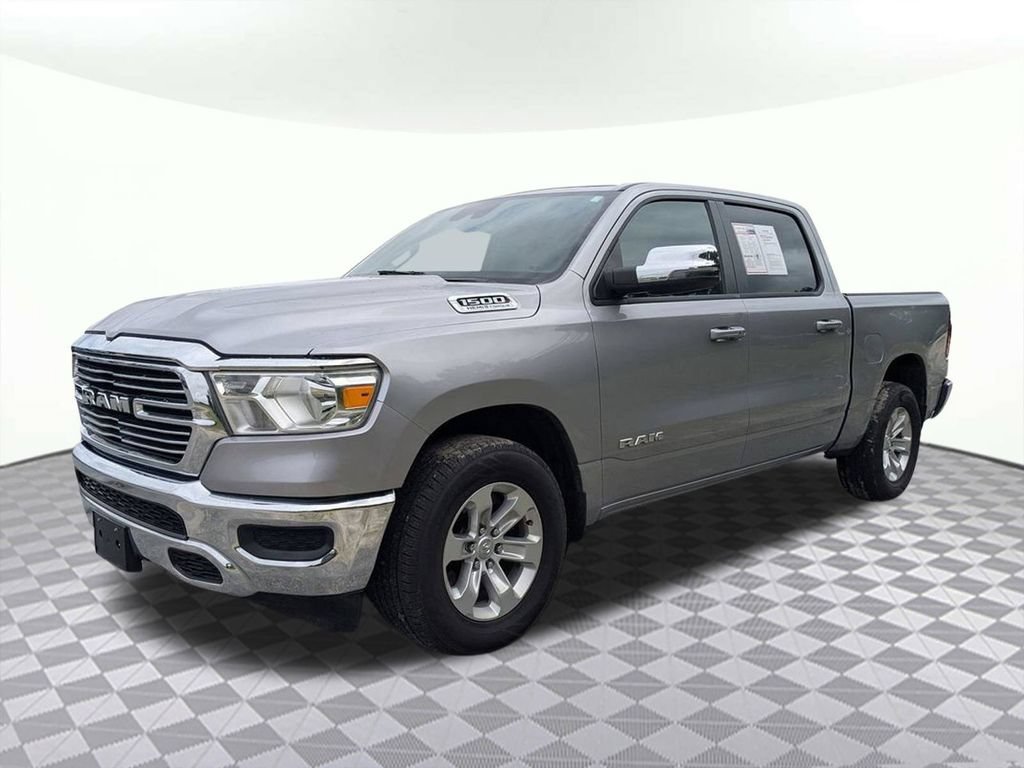 Used 2024 RAM 1500 Laramie AWD/4WD image 8