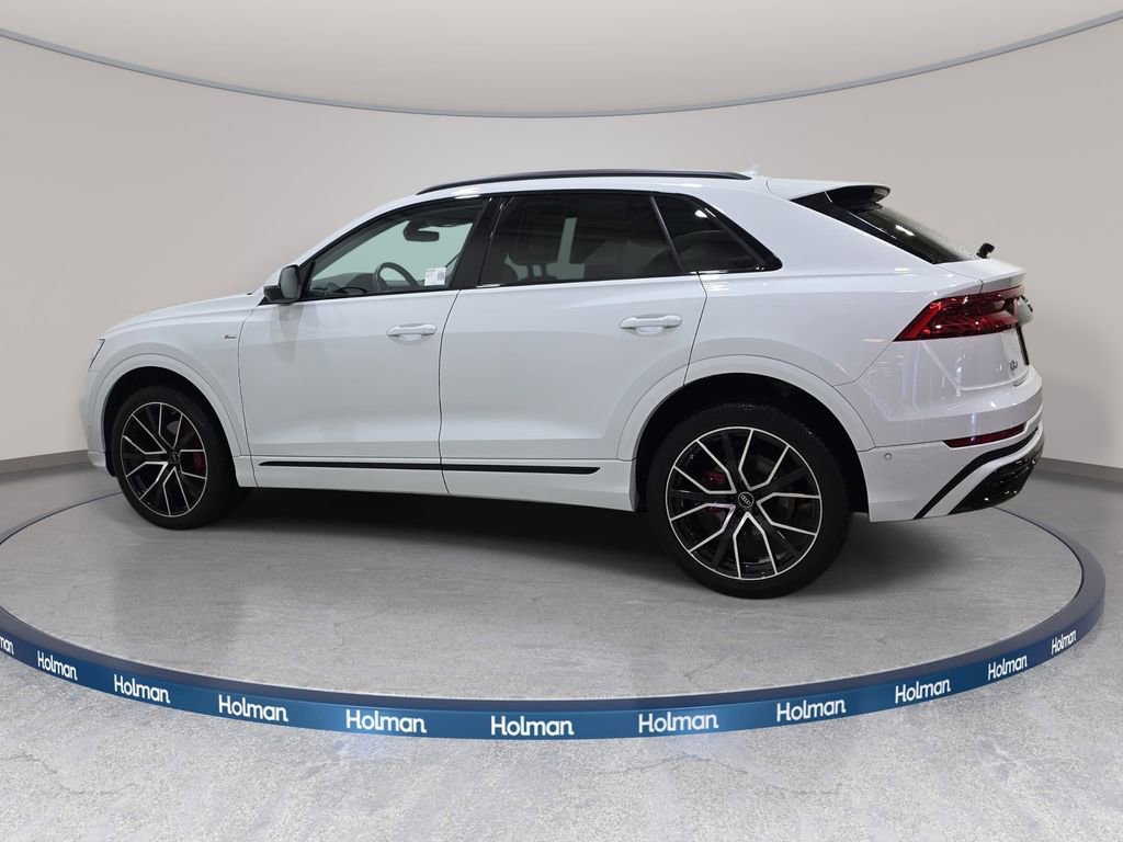 Used 2022 Audi Q8 Premium Plus w/ Premium Plus Package image 9