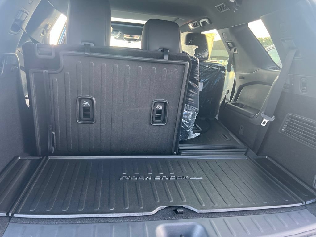 New 2026 Nissan Pathfinder Rock Creek w/ Rock Creek Premium Package AWD/4WD image 16