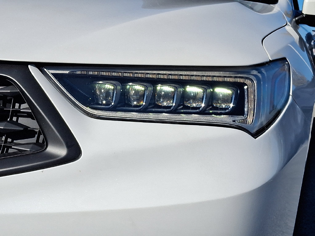 Used 2019 Acura TLX w/ Technology Package FWD image 10