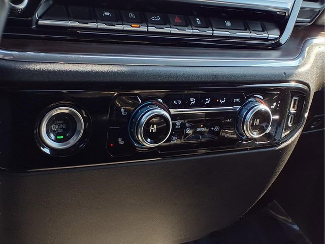 Used 2024 GMC Sierra 1500 SLT AWD/4WD image 11