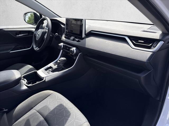 Certified 2025 Toyota RAV4 XLE FWD image 22