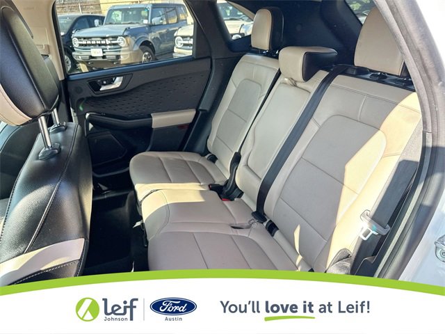 Used 2020 Ford Escape Titanium image 29