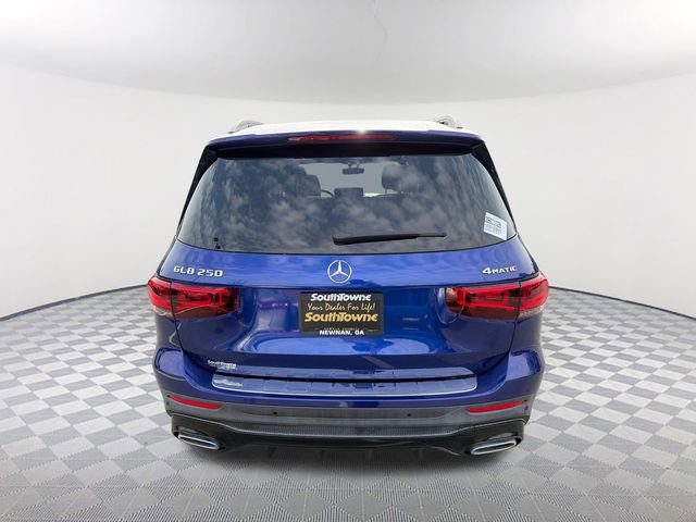 Used 2021 Mercedes-Benz GLB 250 4MATIC image 6