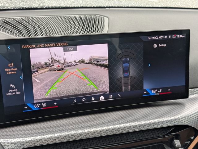 Used 2025 BMW 330i Sedan w/ M Sport Package image 23