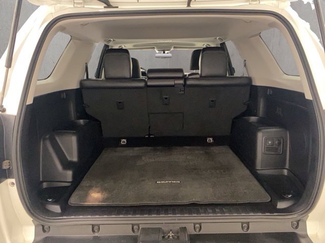 Used 2015 Toyota 4Runner Limited AWD/4WD image 23