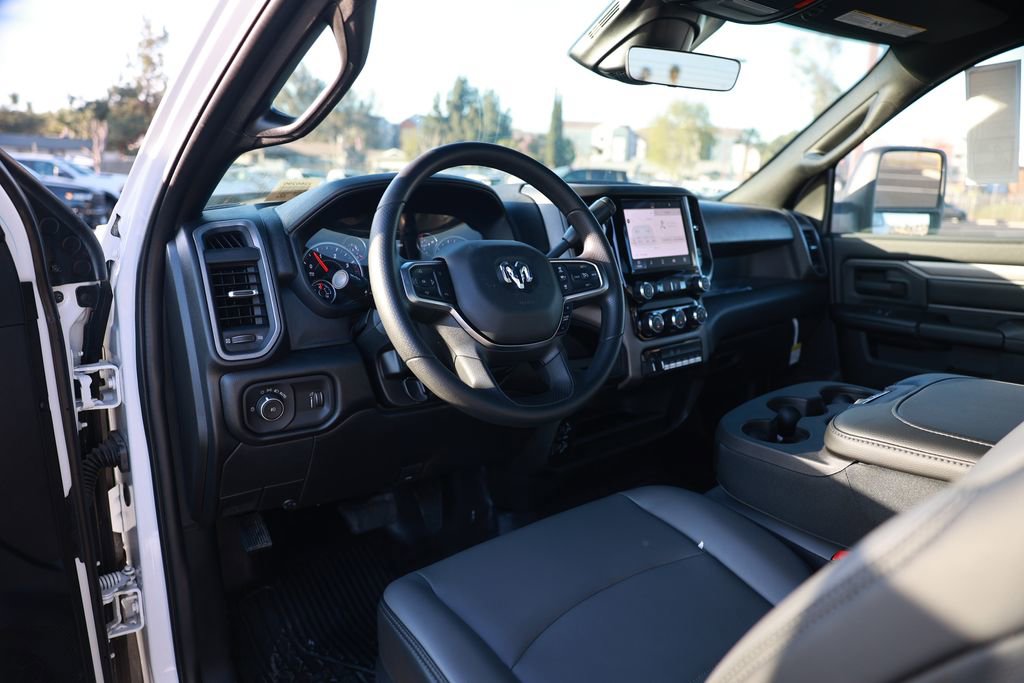 New 2026 RAM 5500 Tradesman w/ Chrome Appearance Group image 11