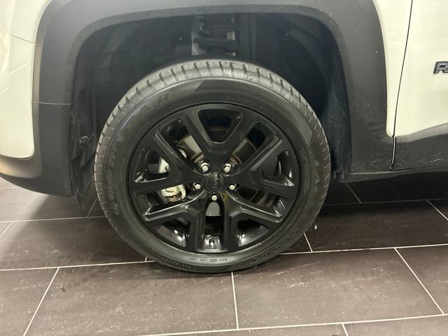 Used 2023 Jeep Renegade Altitude AWD/4WD image 28
