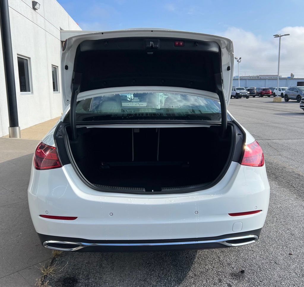 Used 2022 Mercedes-Benz C 300 4MATIC Sedan image 31