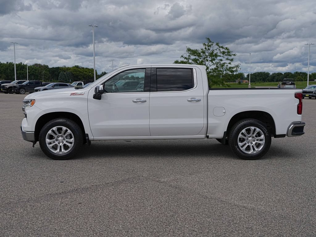 Used 2022 Chevrolet Silverado 1500 LTZ AWD/4WD image 10