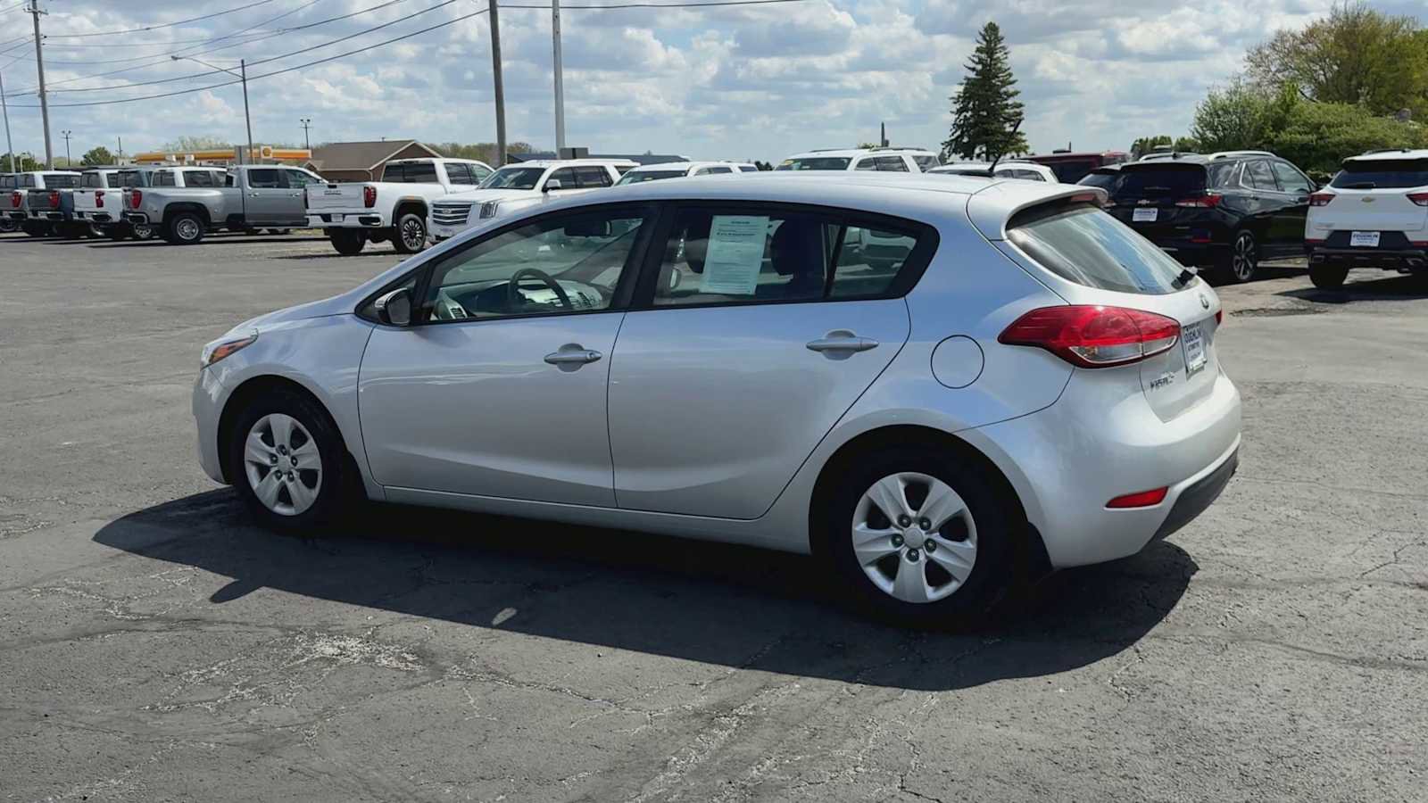 Used 2017 Kia Forte LX FWD image 6