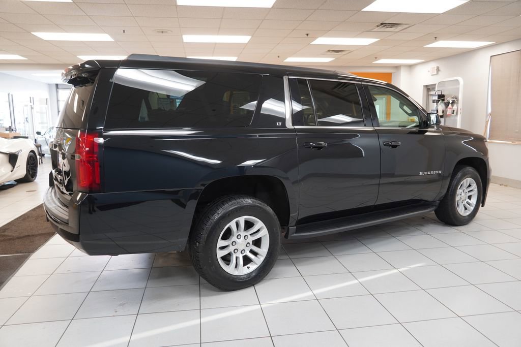 Used 2020 Chevrolet Suburban LT image 12