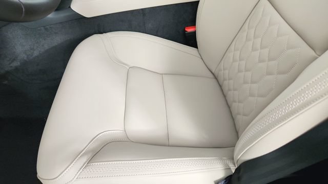 Certified 2026 Volvo XC90 B6 Plus w/ Protection Package Premier AWD/4WD image 13