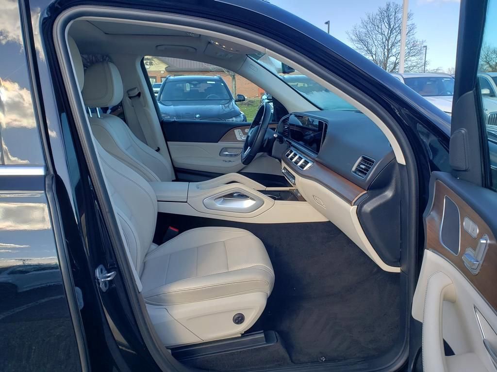 Used 2023 Mercedes-Benz GLE 350 4MATIC image 17