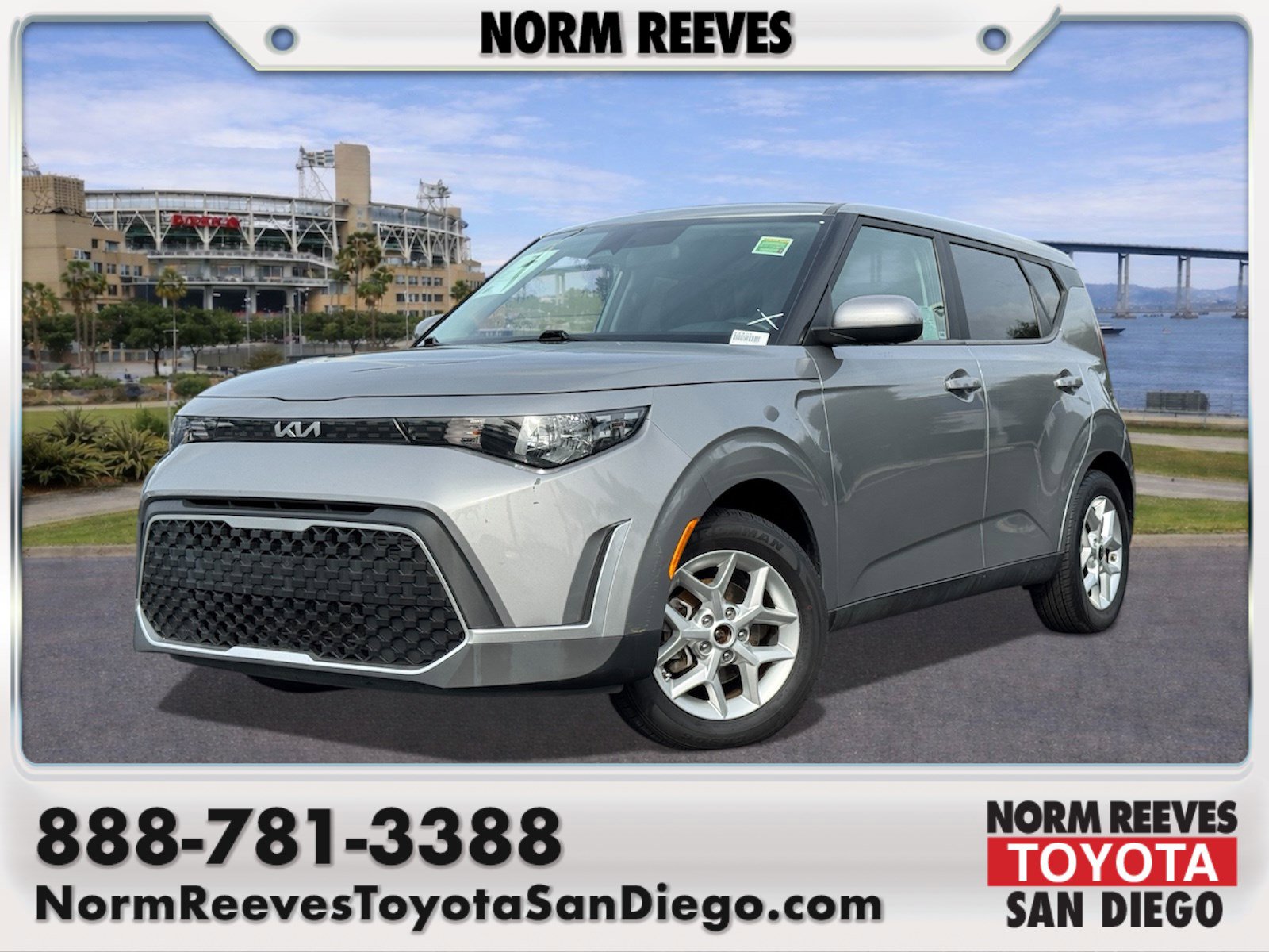 Used 2023 Kia Soul LX w/ Option Group 015 image 1