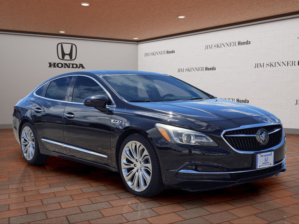 Used 2017 Buick LaCrosse Premium w/ Driver Confidence Package #2 FWD image 5
