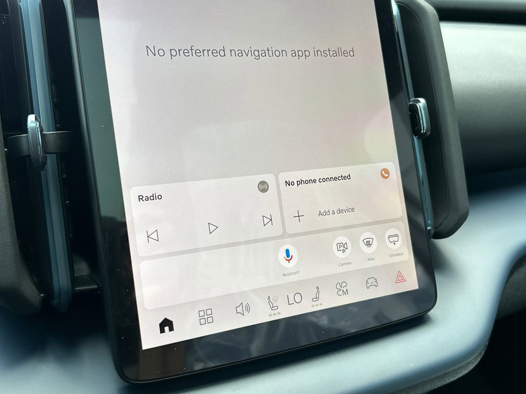 New 2026 Volvo EX30 Plus w/ Climate Package image 17