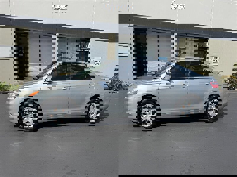 Used 2007 Toyota Camry LE FWD image 8