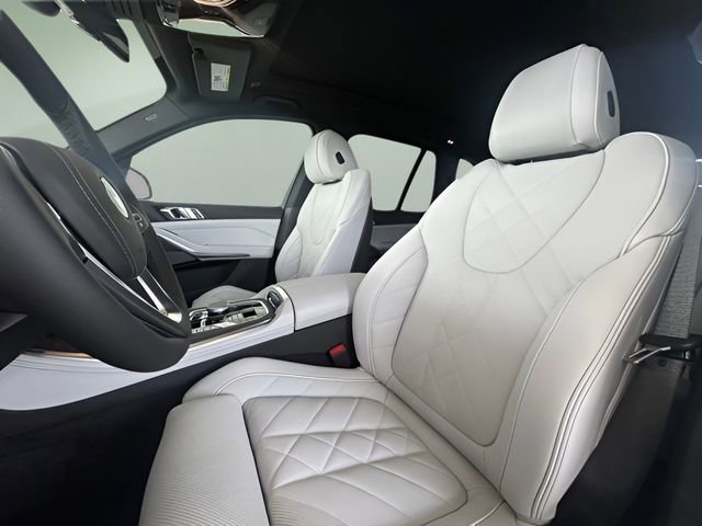 New 2026 BMW X5 xDrive40i w/ Premium Package AWD/4WD image 14
