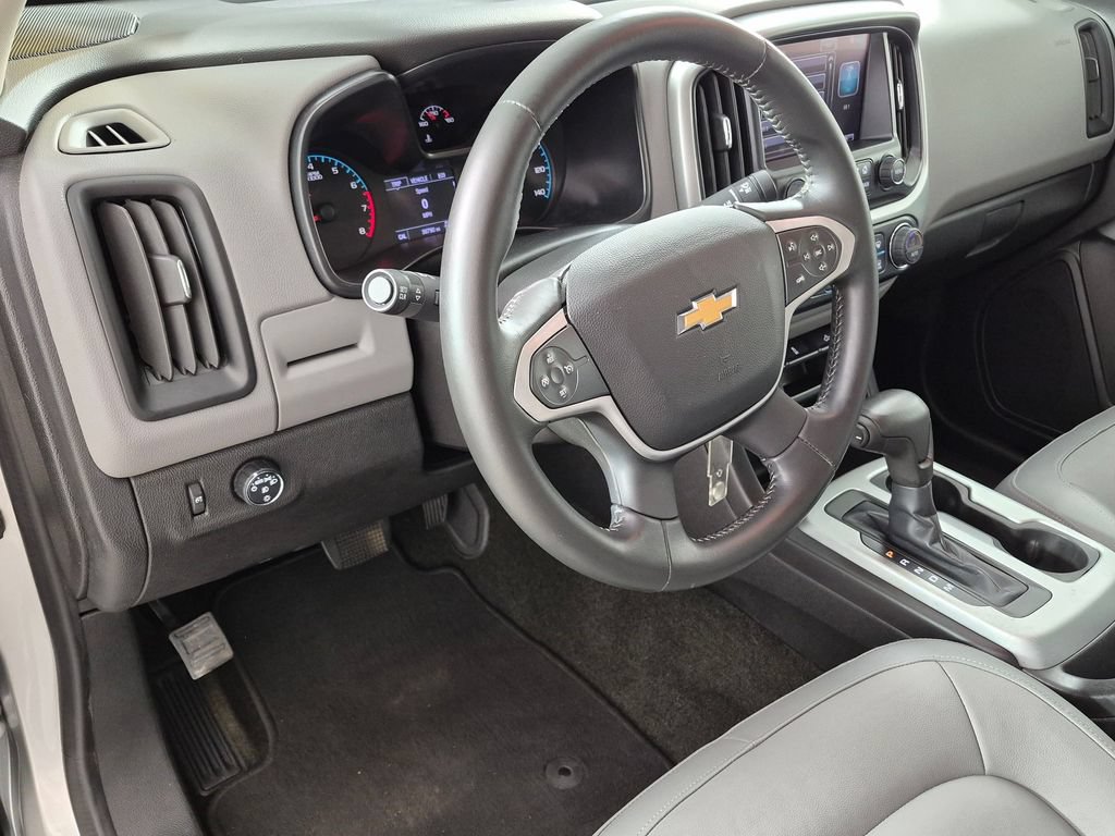 Used 2015 Chevrolet Colorado LT w/ Luxury Package RWD image 11