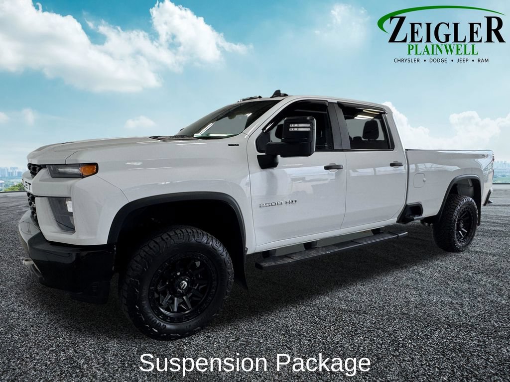 Used 2022 Chevrolet Silverado 2500 Custom w/ Custom Value Package AWD/4WD image 2