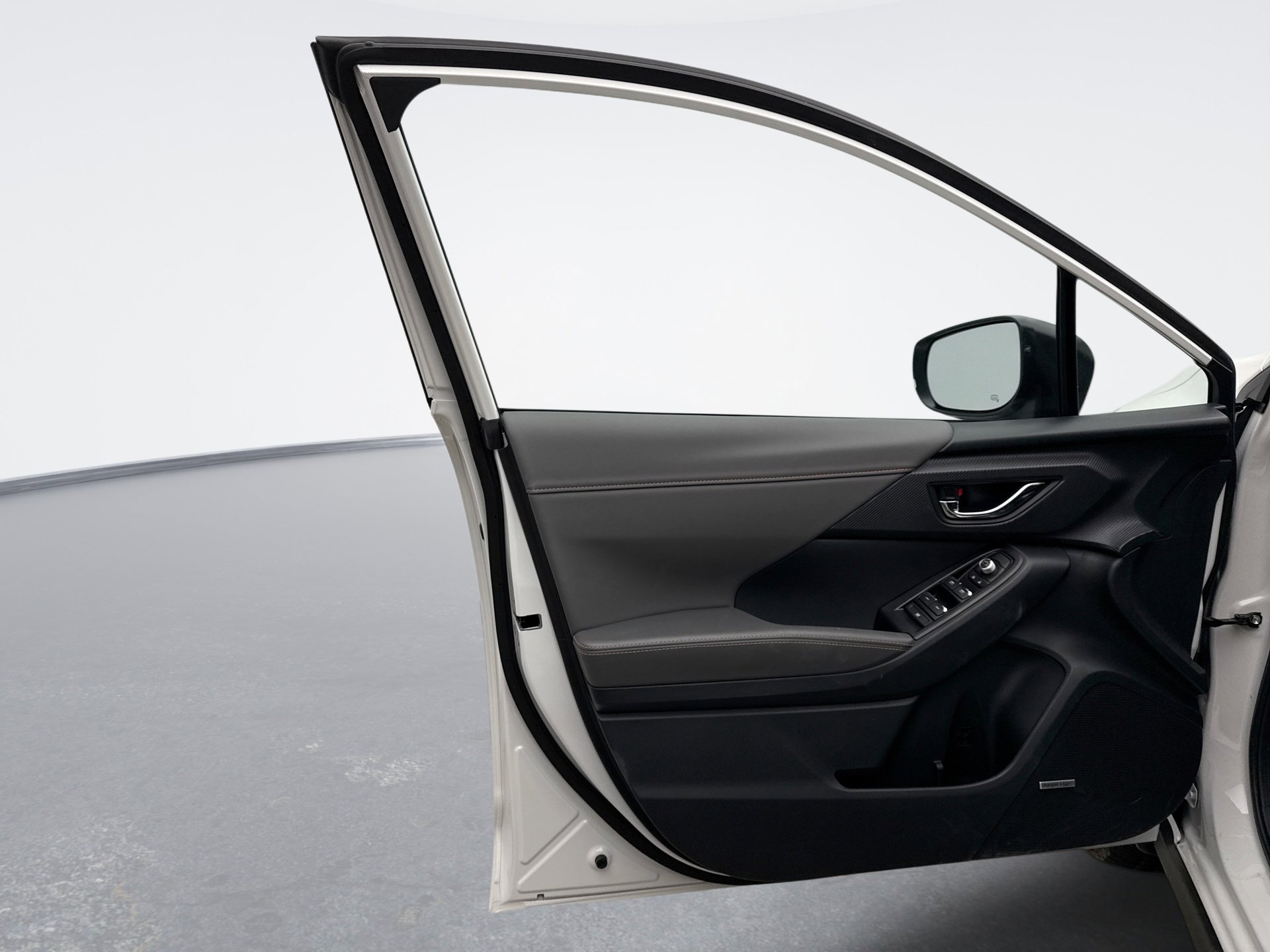 Used 2025 Subaru Crosstrek 2.5i Limited image 9