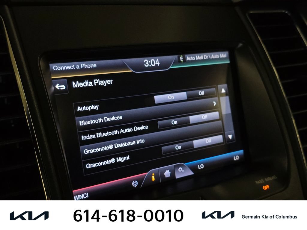 Used 2013 Ford Taurus SEL FWD image 31