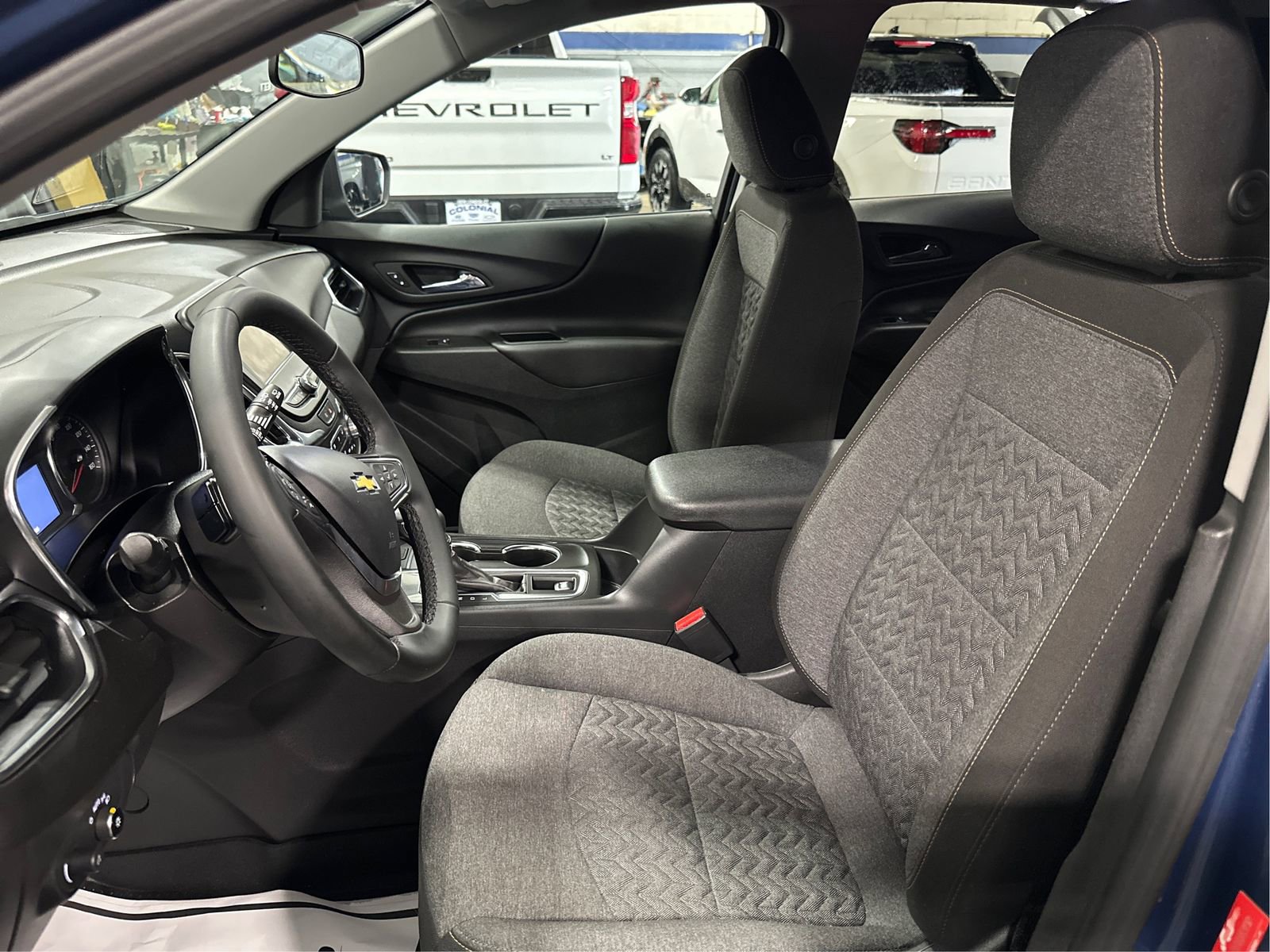 Certified 2024 Chevrolet Equinox LT w/ LPO, Floor Liner Package AWD/4WD image 9