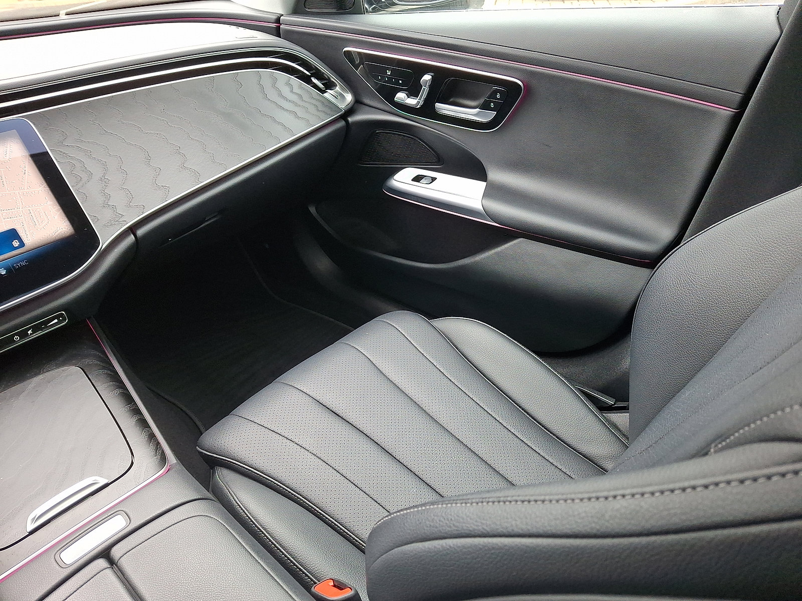 Used 2024 Mercedes-Benz E 350 4MATIC Sedan image 14