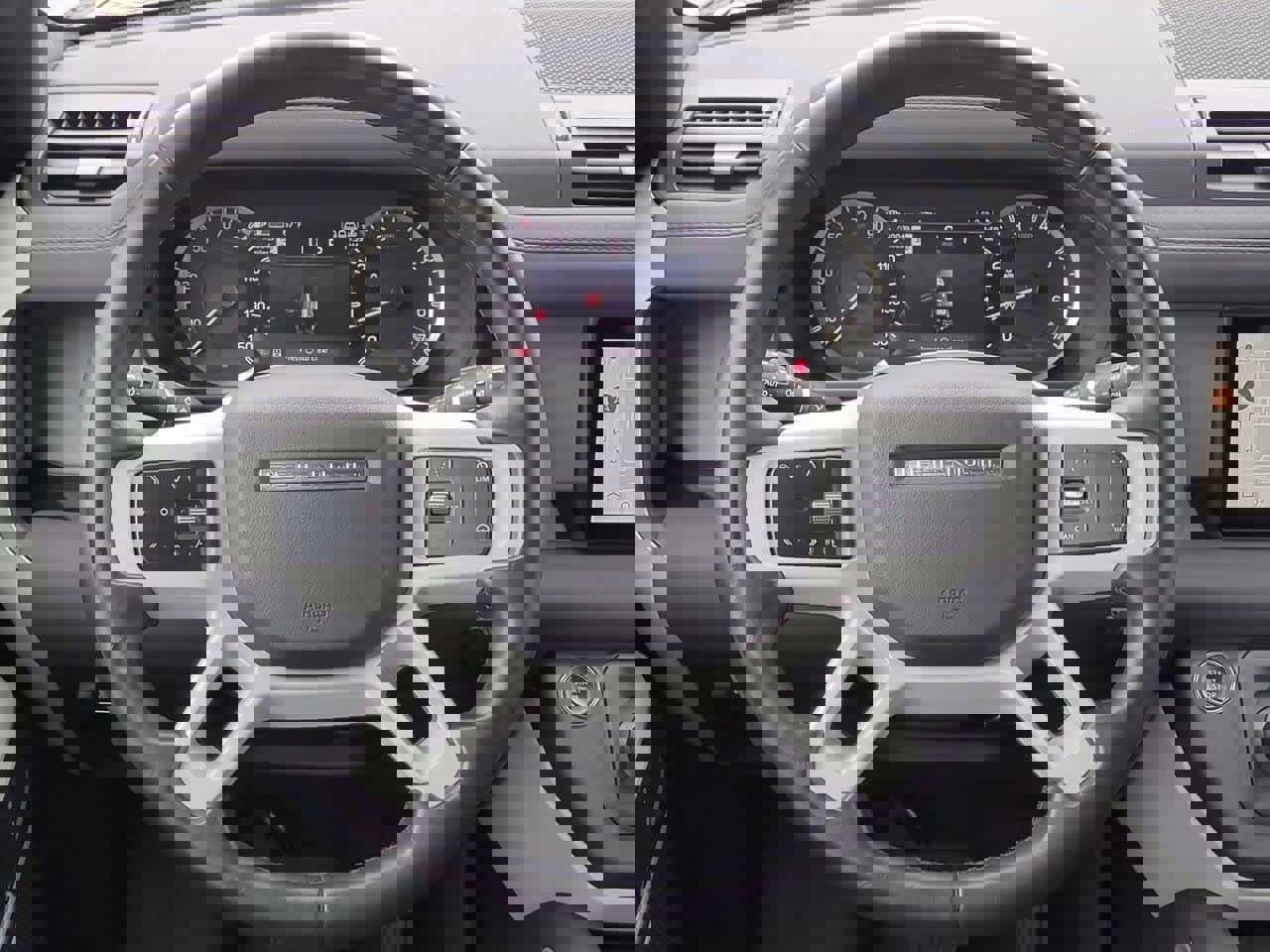 Used 2023 Land Rover Defender 110 S image 21