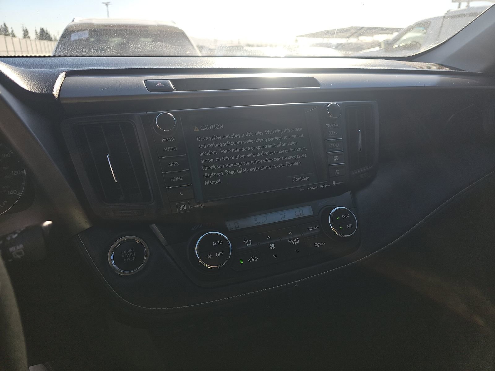 Used 2018 Toyota RAV4 Limited w/ Advanced Technology Package image 15