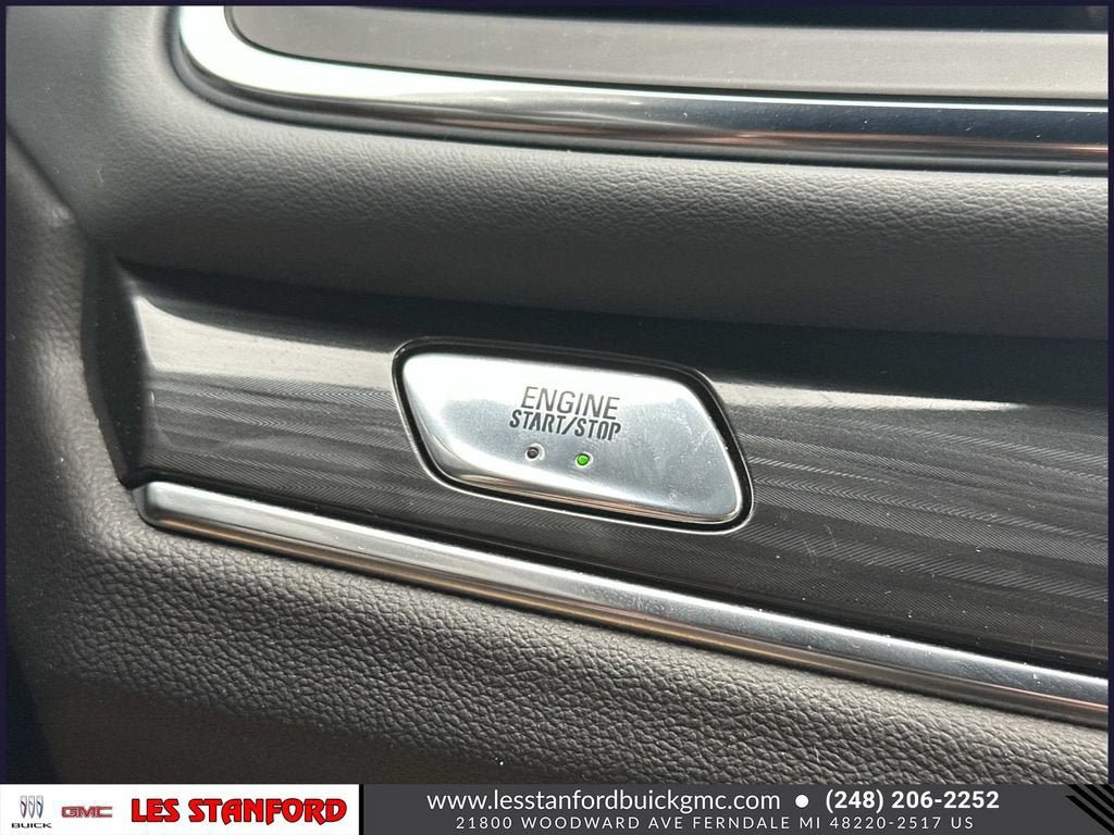 Used 2024 Buick Enclave Essence AWD/4WD image 29