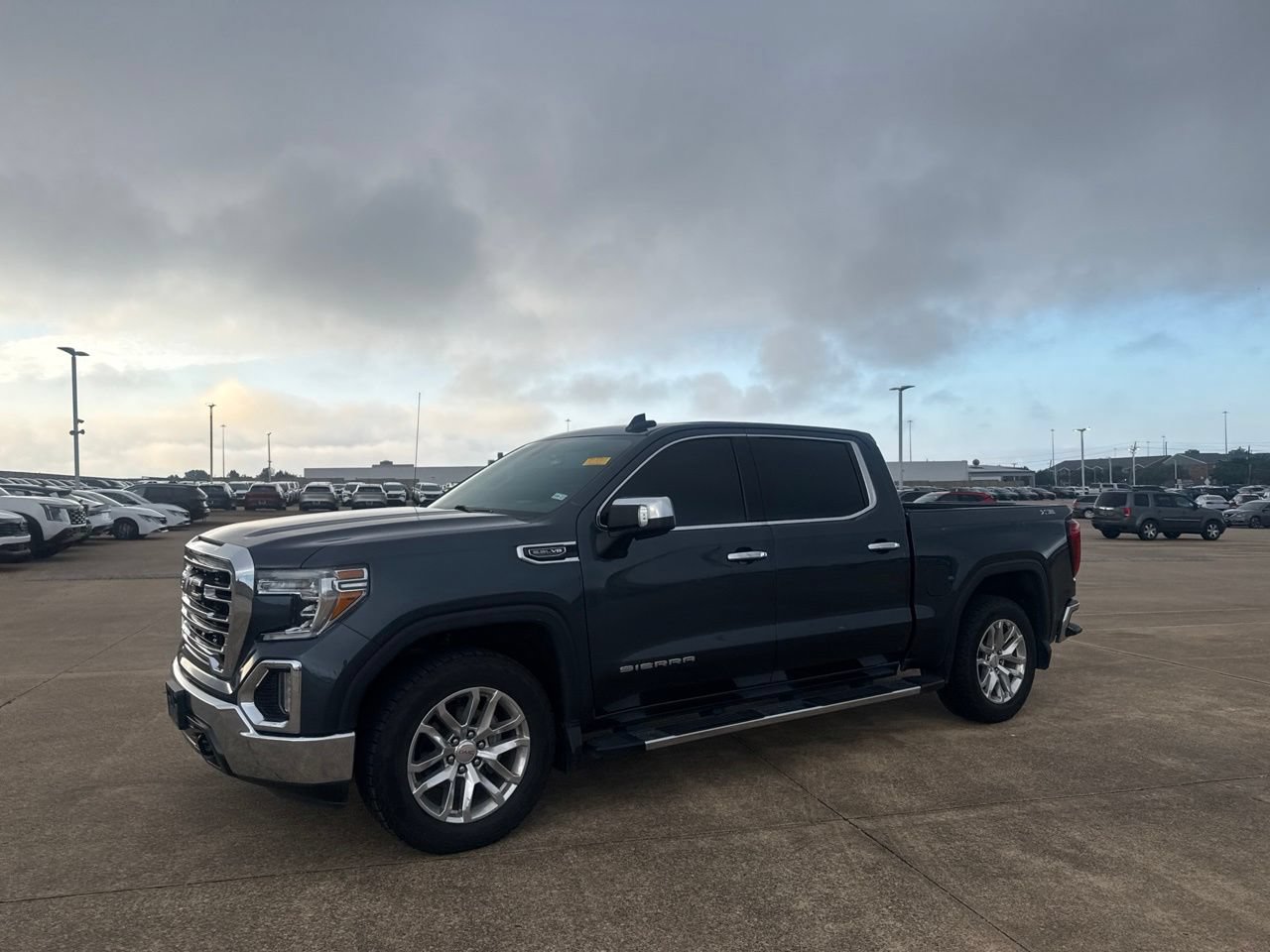 Used 2020 GMC Sierra 1500 SLT w/ SLT Premium Package AWD/4WD image 10