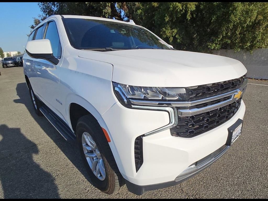 Used 2021 Chevrolet Tahoe LS RWD image 2