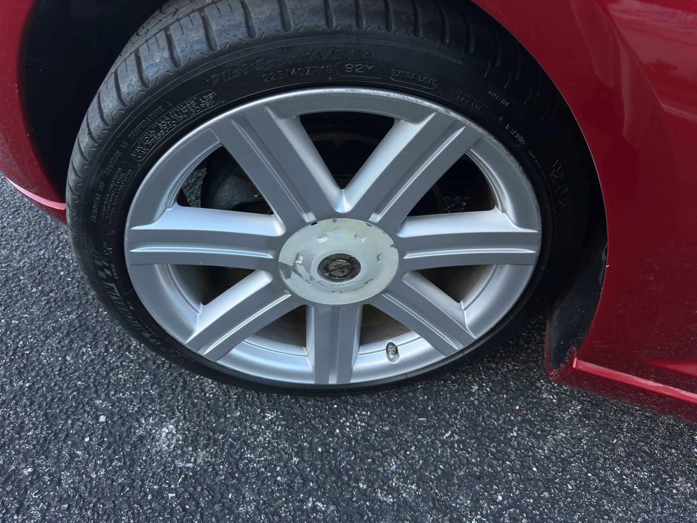 Used 2005 Chrysler Crossfire Limited image 30