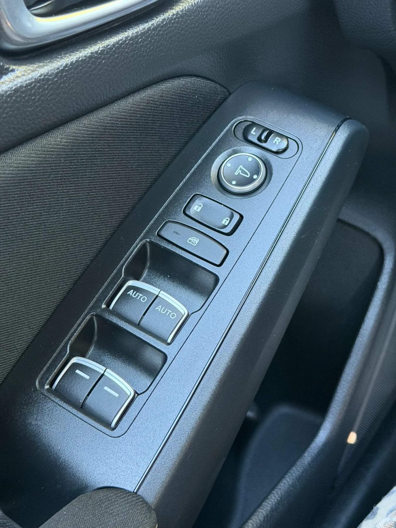 Used 2023 Honda Civic Sport image 18