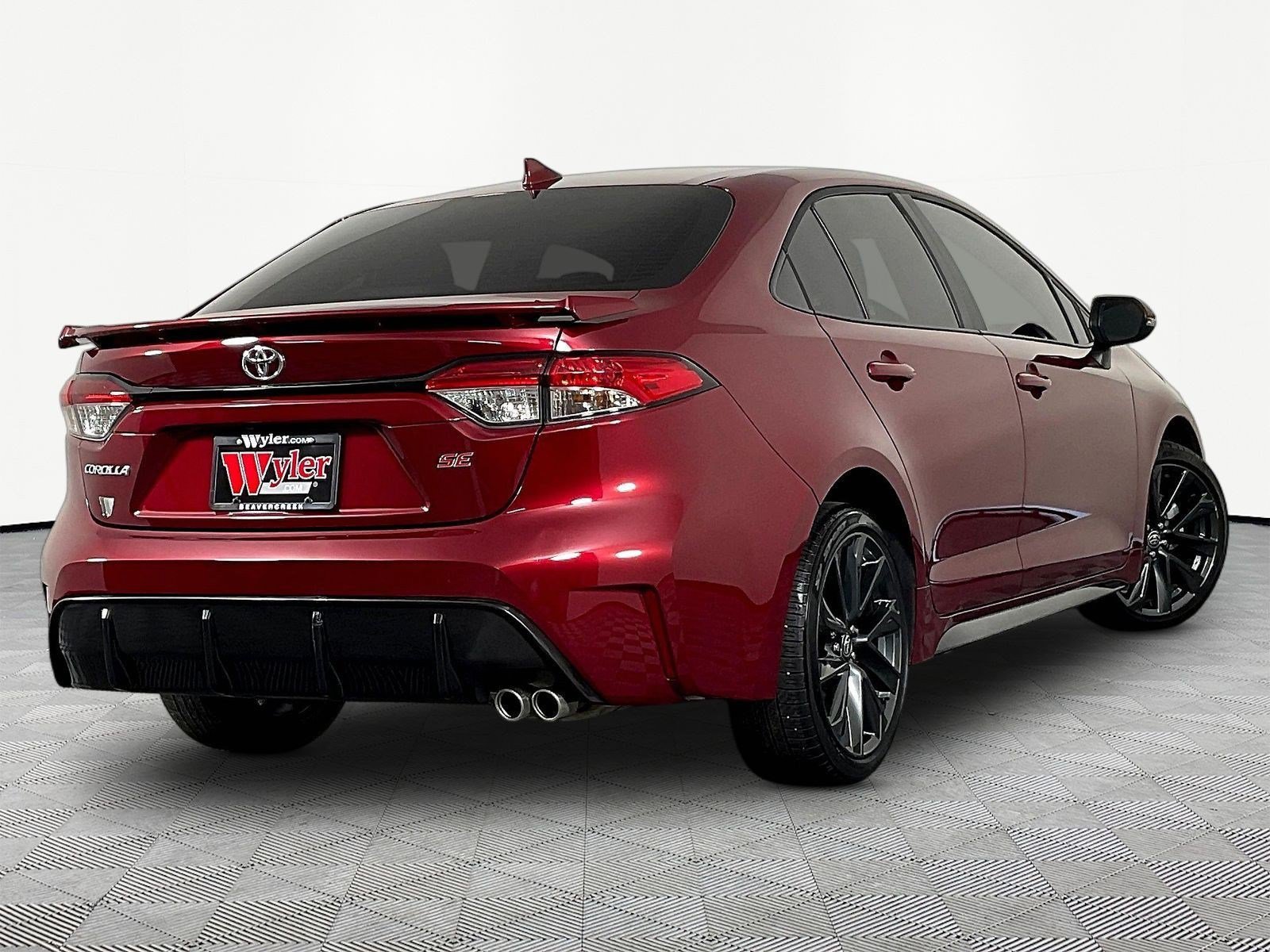 Used 2026 Toyota Corolla SE FWD image 6