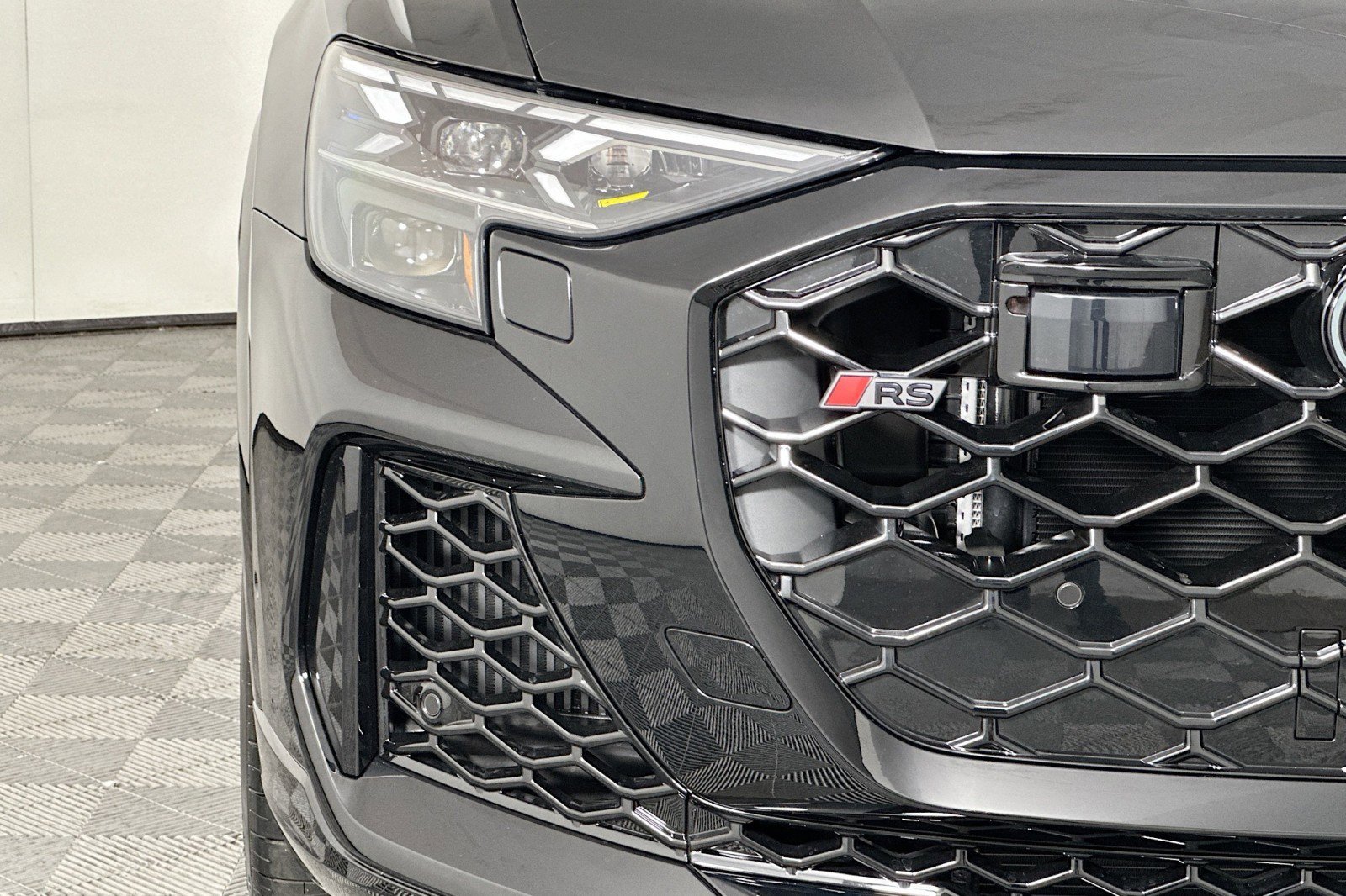 New 2026 Audi RS Q8 performance image 13