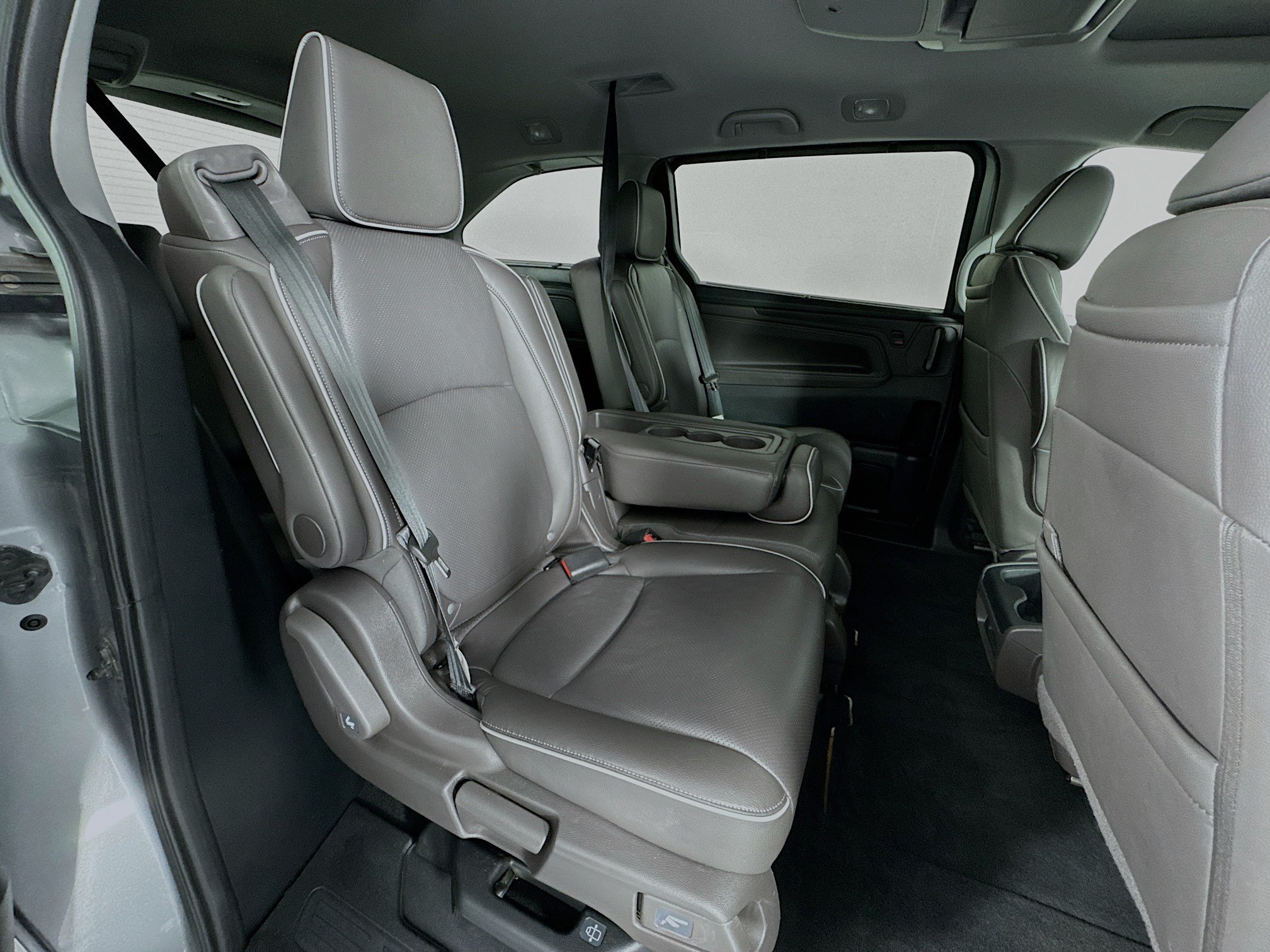 Certified 2024 Honda Odyssey Elite image 30