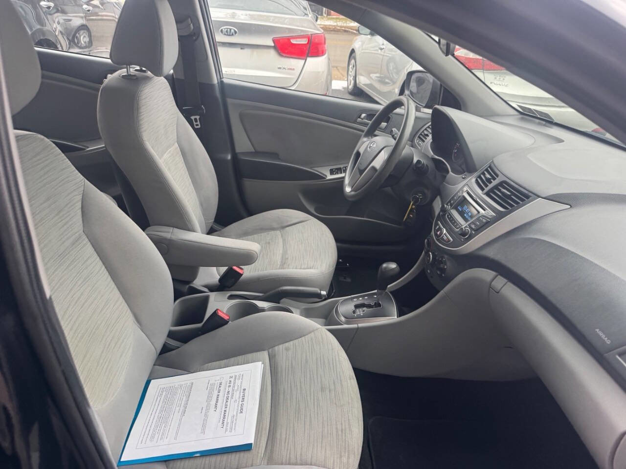 Used 2017 Hyundai Accent SE image 19