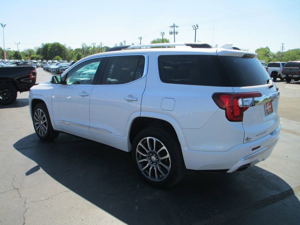 Used 2021 GMC Acadia Denali w/ Denali Technology Package AWD/4WD image 9