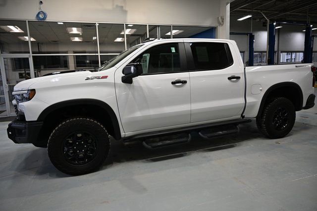 Used 2024 Chevrolet Silverado 1500 ZR2 w/ ZR2 Bison Edition image 11