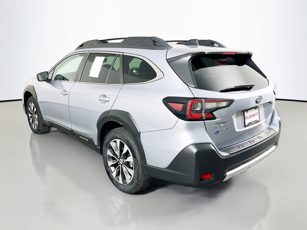 Used 2023 Subaru Outback Limited XT image 9